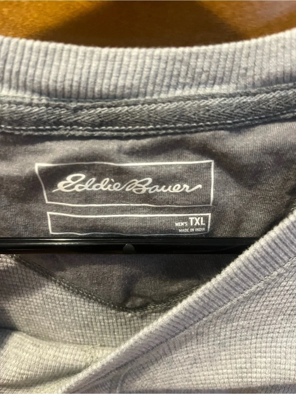 Eddie Bauer Men's Light Gray Crewneck Waffle Knit Sweater - Picture 2 of 2